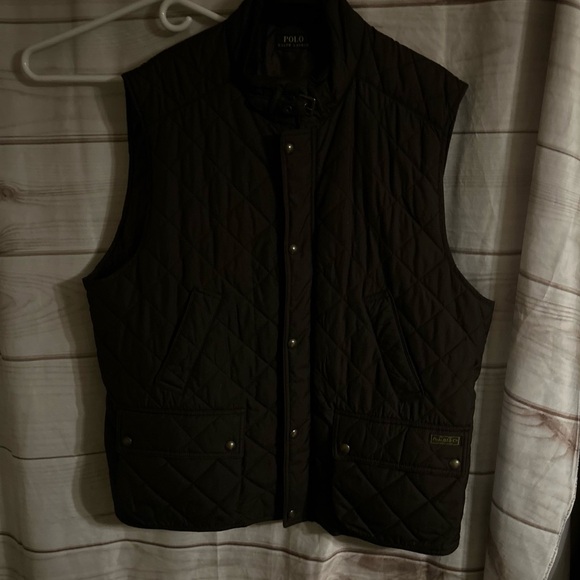 Polo. Ralph Lauren Quilted Vest - Picture 4 of 11